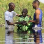 Baptism at Mutenderi – Rwanda_600x373